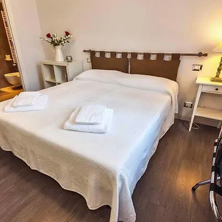 Ai 2 Papi Bed and Breakfast Ρώμη